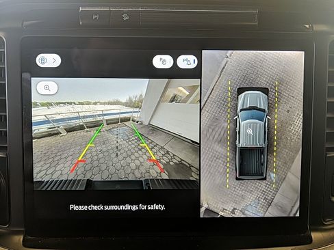 Used 2025 Ford F150 Lariat w/ Equipment Group 502A High image 23