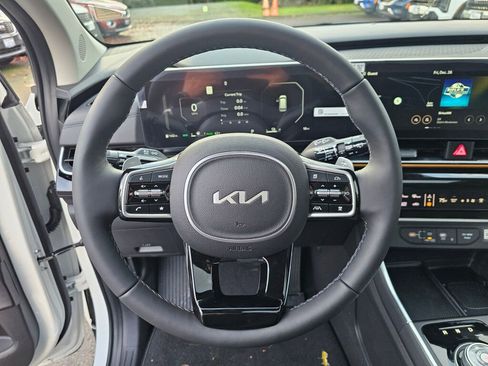 New 2026 Kia Carnival SX Prestige image 11