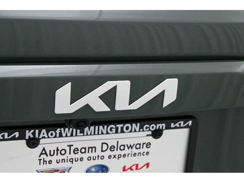 New 2025 Kia Niro Wind image 35