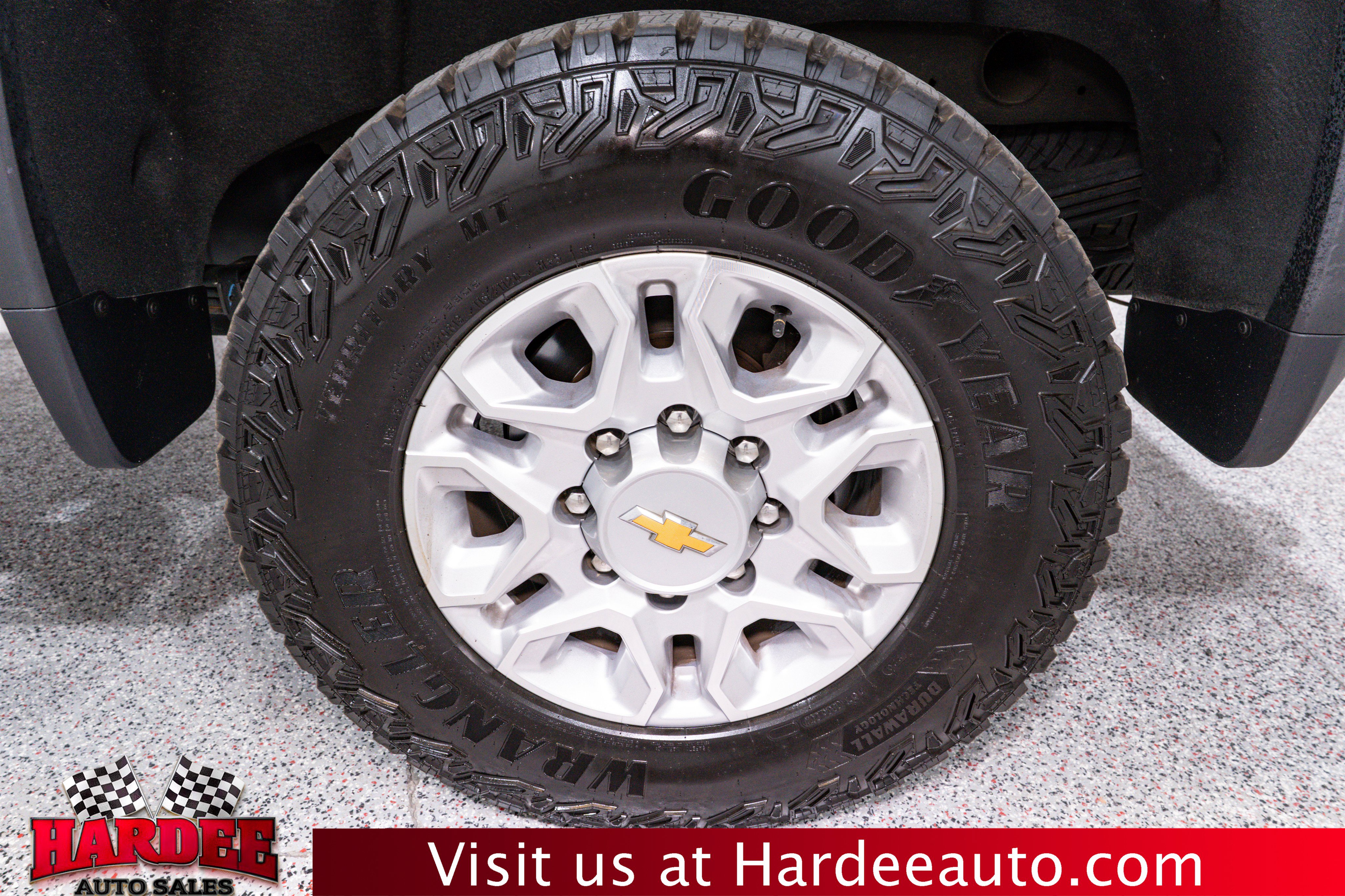 Used 2024 Chevrolet Silverado 2500 LTZ w/ LTZ Convenience Package AWD/4WD image 10