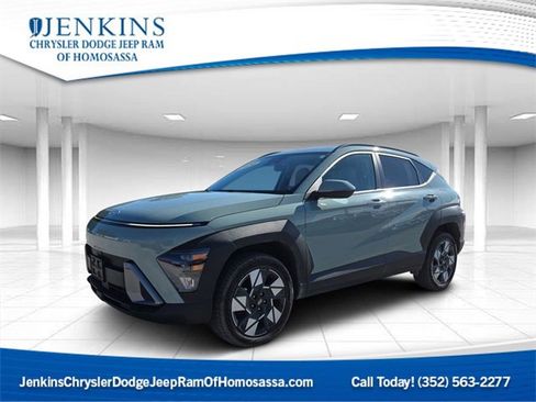 Used 2024 Hyundai Kona SEL image 1