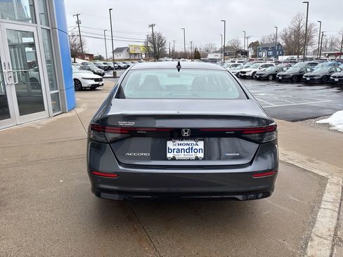Used 2023 Honda Accord EX-L image 5