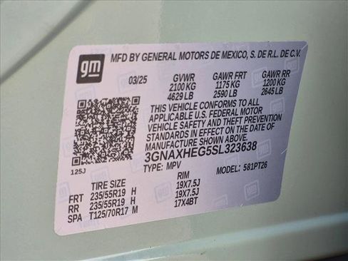 Used 2025 Chevrolet Equinox LT w/ Convenience Package II FWD image 25