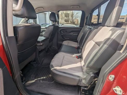 Used 2017 Nissan Titan S image 16
