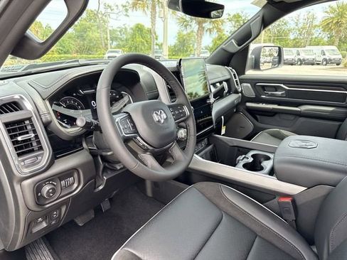 New 2026 RAM 1500 Laramie AWD/4WD image 21