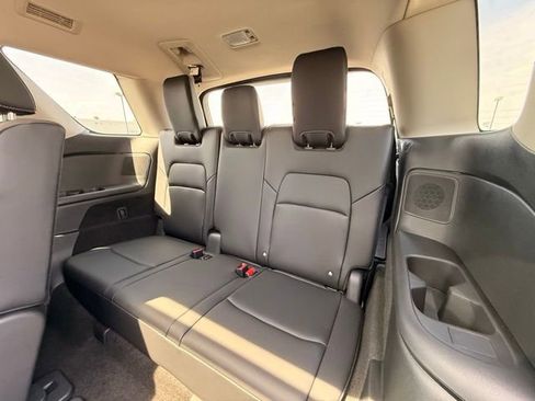 New 2026 Nissan Pathfinder Platinum w/ Cargo Package AWD/4WD image 16