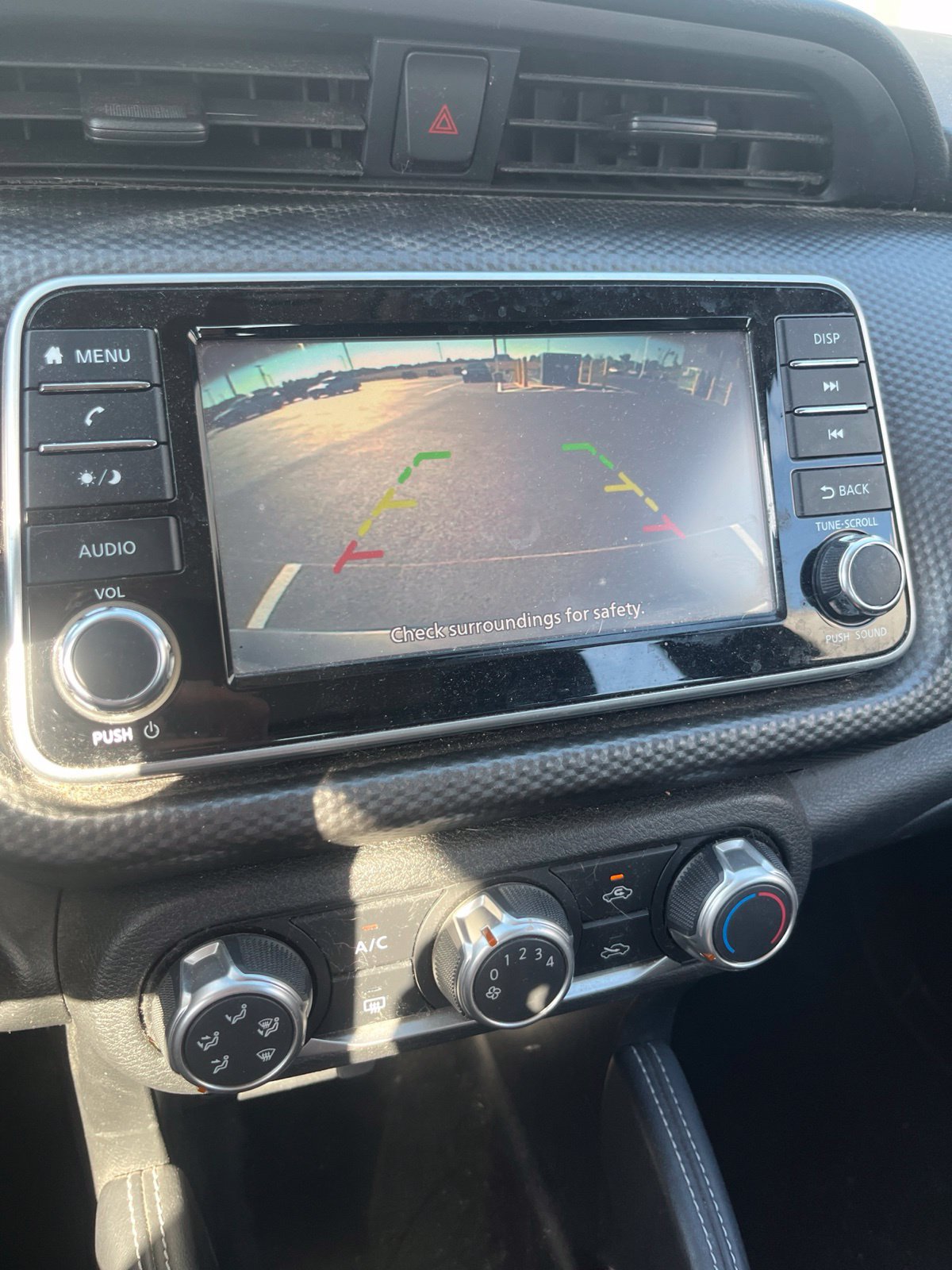 Used 2019 Nissan Kicks S FWD image 7