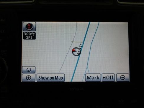 Used 2012 Toyota Highlander Limited w/ Tow Pkg AWD/4WD image 23
