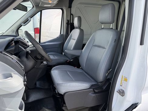 Used 2018 Ford Transit 250 148 Medium Roof RWD image 12