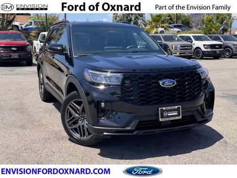 Certified 2025 Ford Explorer ST-Line w/ ST-Line Street Pack AWD/4WD image 1
