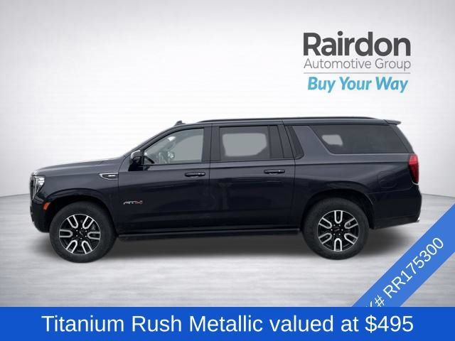 Used 2024 GMC Yukon XL AT4 w/ AT4 Premium Package AWD/4WD image 4