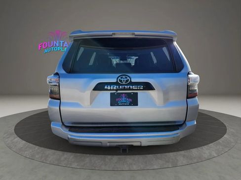 Used 2016 Toyota 4Runner Trail Premium image 4