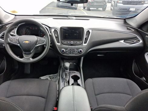 Used 2023 Chevrolet Malibu LT FWD image 12