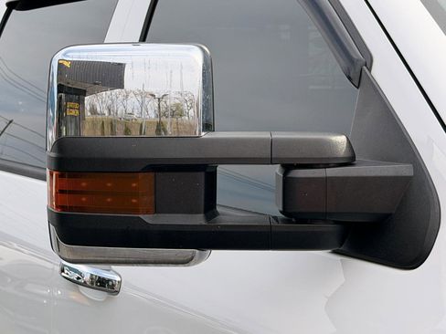 Used 2017 Chevrolet Silverado 3500 LT w/ LT Convenience Package image 17