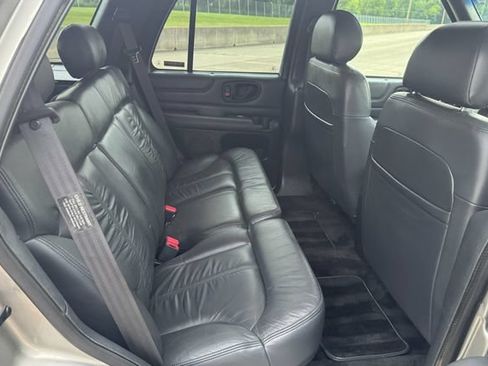 Used 2001 Chevrolet Blazer LT w/ Preferred Equipment Group AWD/4WD image 21
