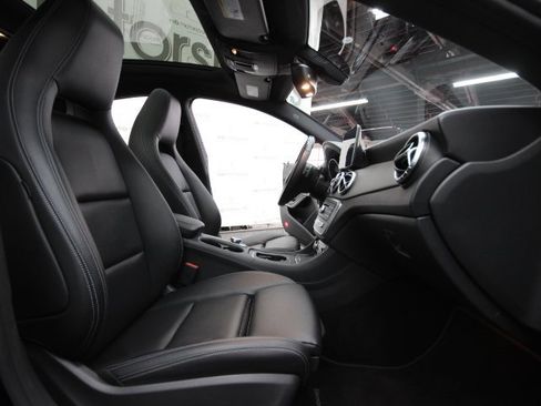 Used 2019 Mercedes-Benz CLA 250 CLA 250 image 28