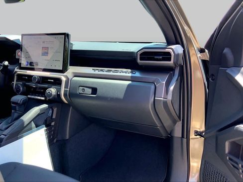 Used 2026 Toyota Tacoma TRD Sport RWD image 18