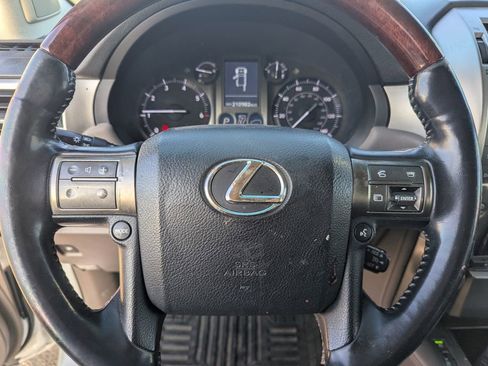 Used 2010 Lexus GX 460 image 20
