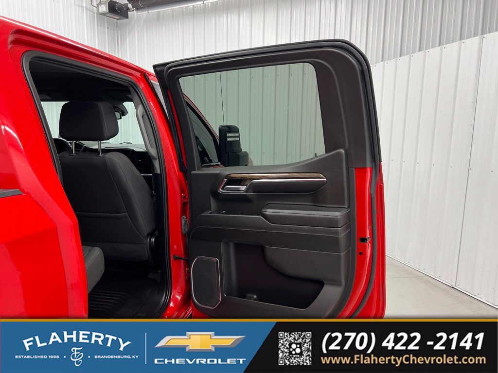 Used 2022 GMC Sierra 1500 SLE AWD/4WD image 12