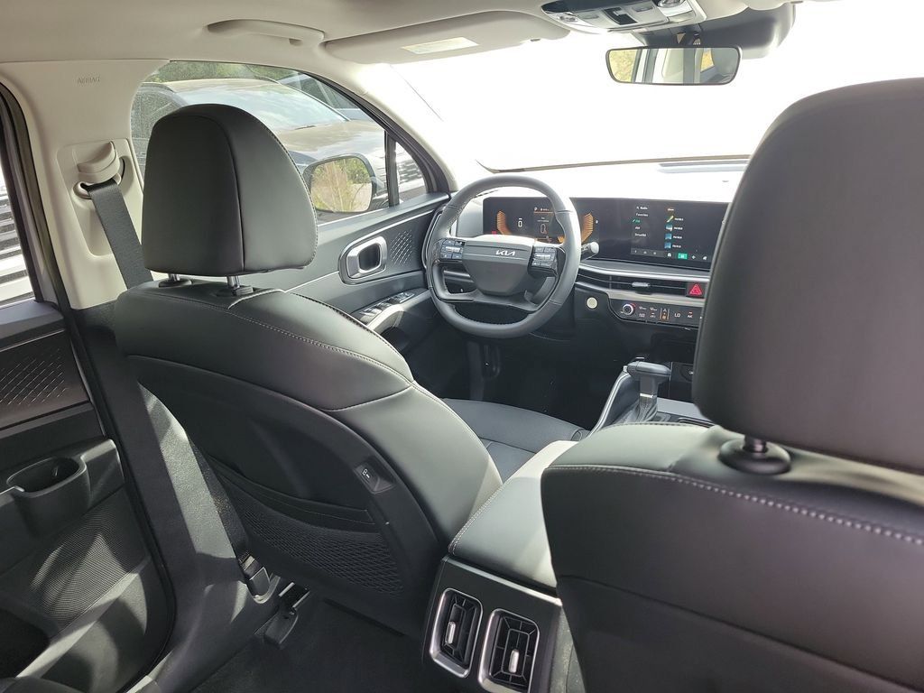 New 2026 Kia Sorento S w/ S Panoramic Sunroof Package FWD image 13