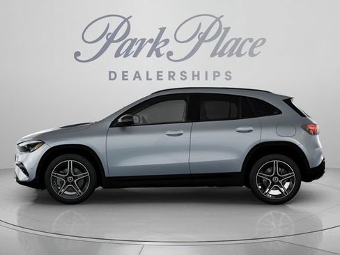 Certified 2026 Mercedes-Benz GLA 250 4MATIC image 5