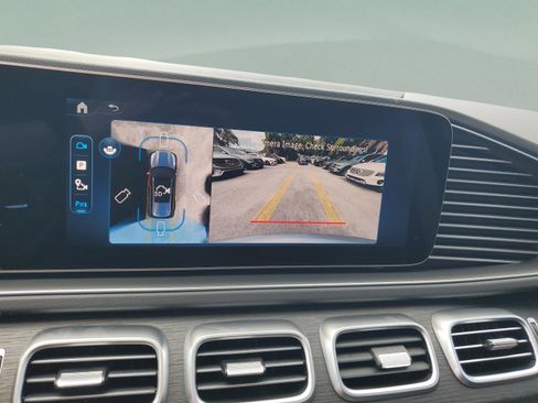 New 2026 Mercedes-Benz GLS 450 4MATIC image 30