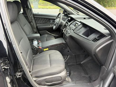 Used 2017 Ford Taurus Police Interceptor AWD image 12