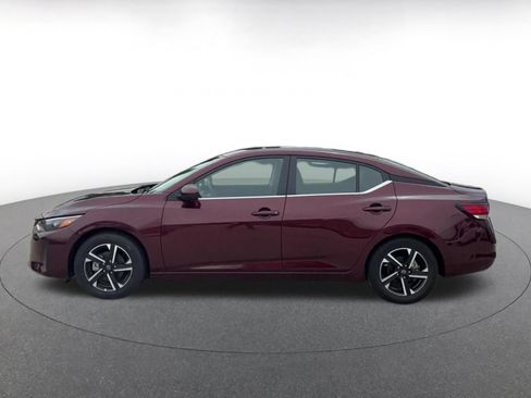 Used 2025 Nissan Sentra SV FWD image 9