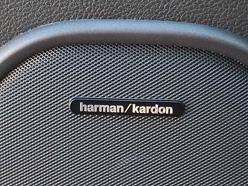 Used 2023 Dodge Durango R/T w/ Hemi Orange Plus Package image 29