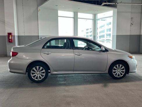 Used 2012 Toyota Corolla LE FWD image 8