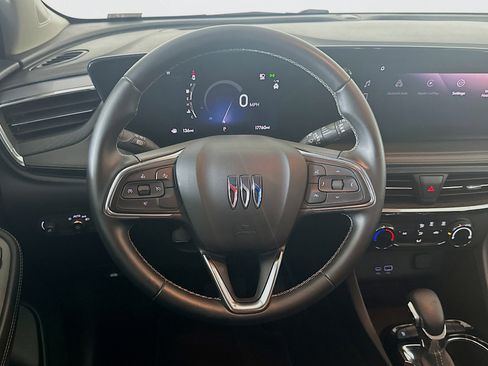 Used 2025 Buick Encore GX Preferred image 18