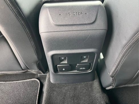 Used 2024 Ford Bronco Wildtrak image 31