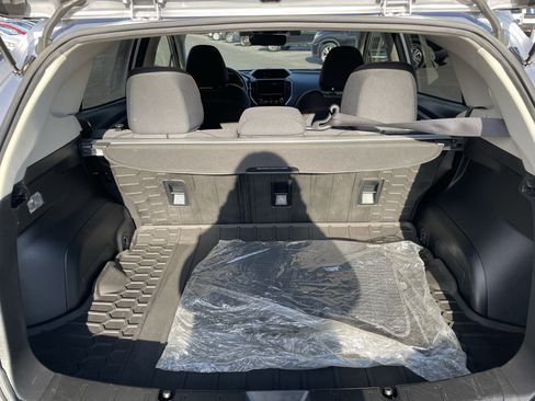 Used 2022 Subaru Crosstrek 2.0i Premium w/ Moonroof Package image 6