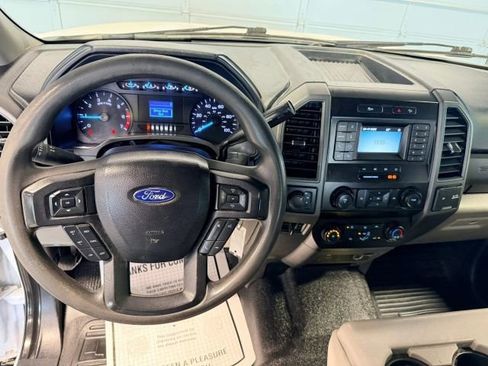 Used 2020 Ford F250 XL w/ Power Equipment Group AWD/4WD image 8