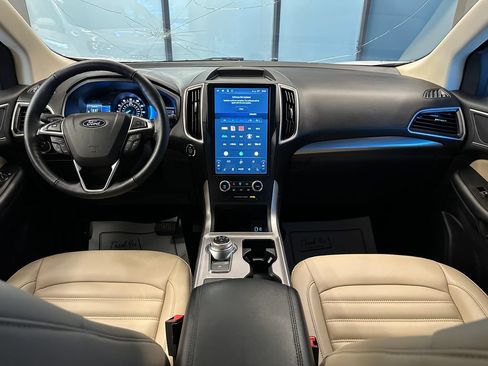 Used 2024 Ford Edge SEL AWD/4WD image 9
