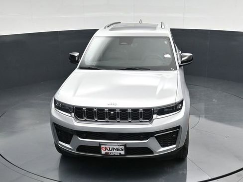New 2026 Jeep Grand Cherokee Limited AWD/4WD image 47