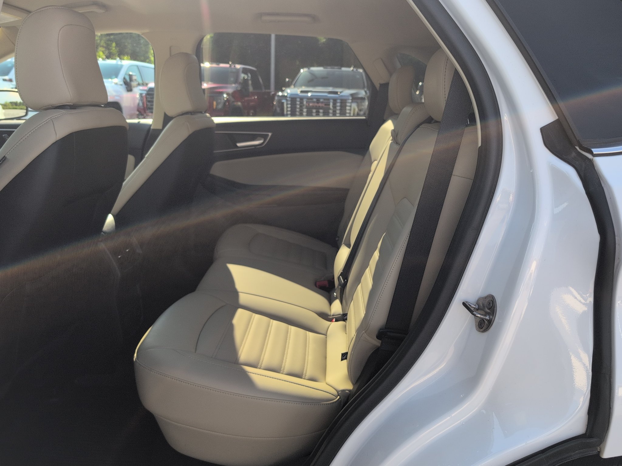 Used 2020 Ford Edge SEL w/ Convenience Package FWD image 27