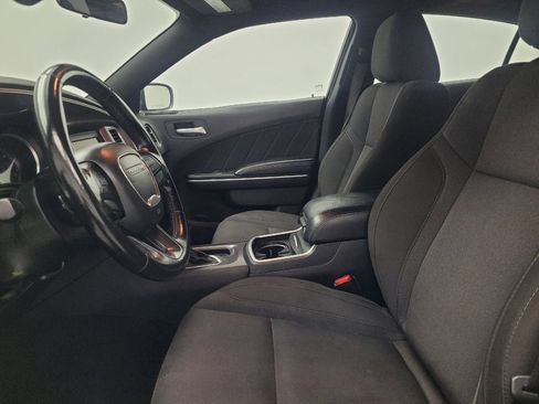 Used 2022 Dodge Charger SXT w/ Cold Weather Package RWD image 17