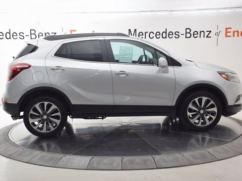 Used 2022 Buick Encore Preferred w/ Safety Package image 7