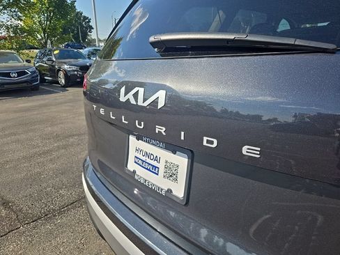 Used 2024 Kia Telluride S w/ S Sunroof Package AWD/4WD image 12