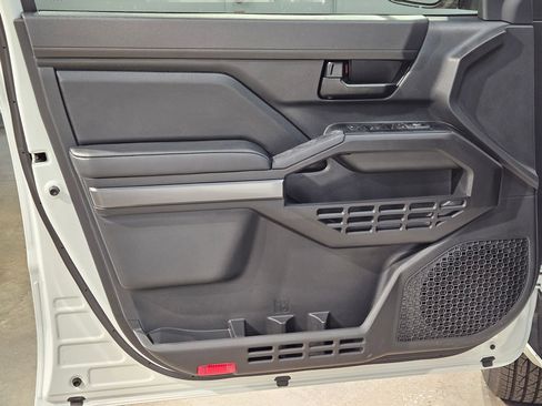 New 2026 Toyota Tacoma SR5 image 11