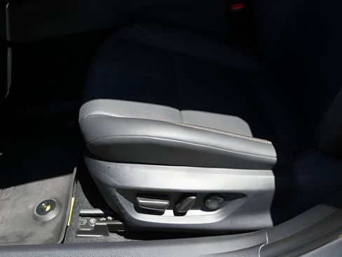 Used 2026 Toyota Camry XLE FWD image 12