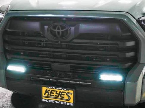 Used 2024 Toyota Tundra Limited image 5
