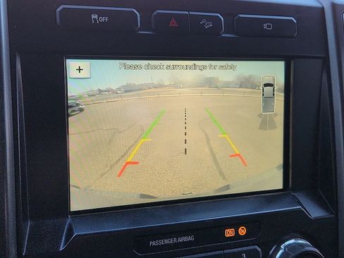 Used 2019 Ford F250 XLT w/ XLT Premium Package image 8