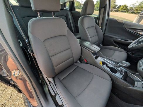 Used 2023 Chevrolet Malibu LT image 20