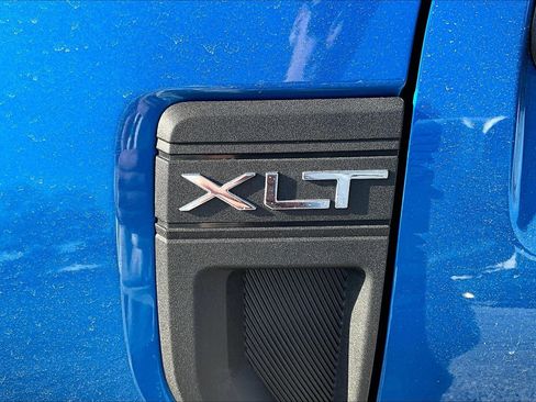 Used 2025 Ford Maverick XLT w/ XLT Luxury Package image 8