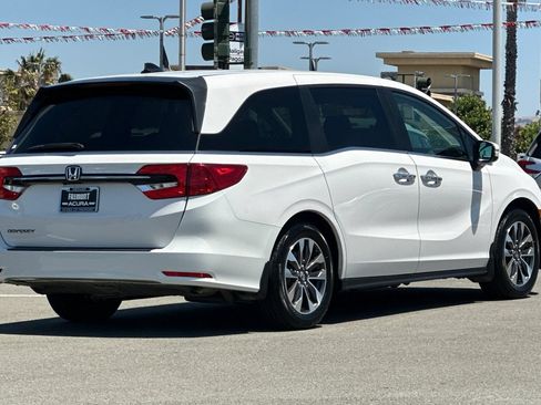 Used 2024 Honda Odyssey EX-L image 4