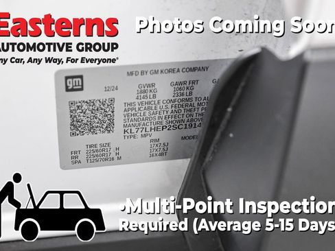 Used 2025 Chevrolet Trax LT FWD image 34
