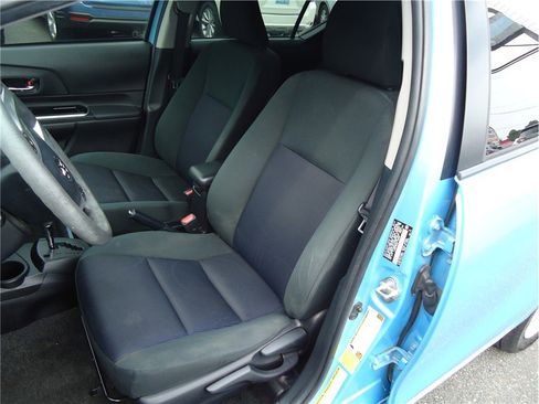 Used 2016 Toyota Prius C Three image 11