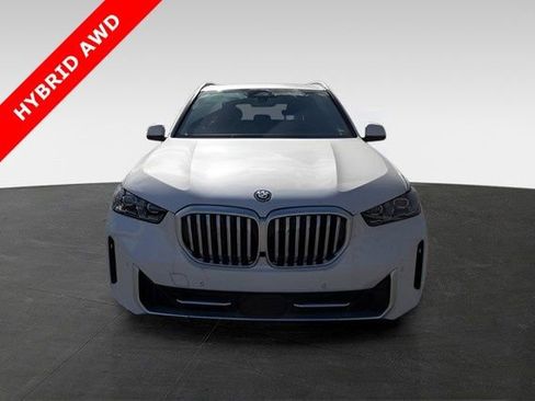 Used 2024 BMW X5 xDrive50e image 7